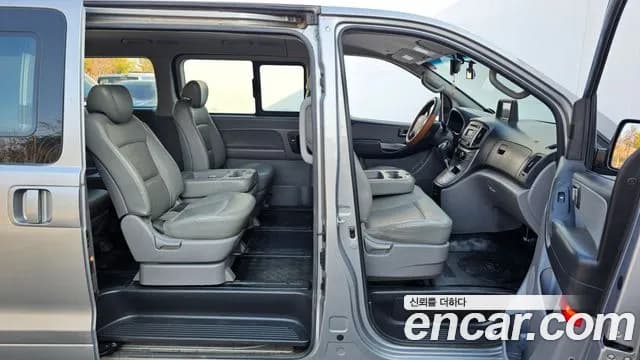2017 Hyundai Grand Starex 12-Seater Wagon Sold VIN KMJWA37KBHU888742 – photo 20 2017 Hyundai Grand Starex 12-Seater Wagon Sold VIN KMJWA37KBHU888742 – photo 20