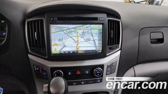 2017 Hyundai Grand Starex Guard car of children Sold VIN KMJWA37KBHU889963 – trunk area 2017 Hyundai Grand Starex Guard car of children Sold VIN KMJWA37KBHU889963 – trunk area