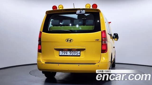 2017 Hyundai Grand Starex Guard car of children Sold VIN KMJWA37KBHU889963 – photo 15 2017 Hyundai Grand Starex Guard car of children Sold VIN KMJWA37KBHU889963 – photo 15
