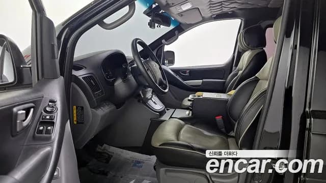 2017 Hyundai Grand Starex 11-Seater Wagon Sold VIN KMJWA37KBHU890084 – odometer reading 2017 Hyundai Grand Starex 11-Seater Wagon Sold VIN KMJWA37KBHU890084 – odometer reading