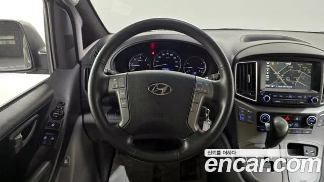 2017 Hyundai Grand Starex 11-Seater Wagon Sold VIN KMJWA37KBHU890084 – photo 15 2017 Hyundai Grand Starex 11-Seater Wagon Sold VIN KMJWA37KBHU890084 – photo 15