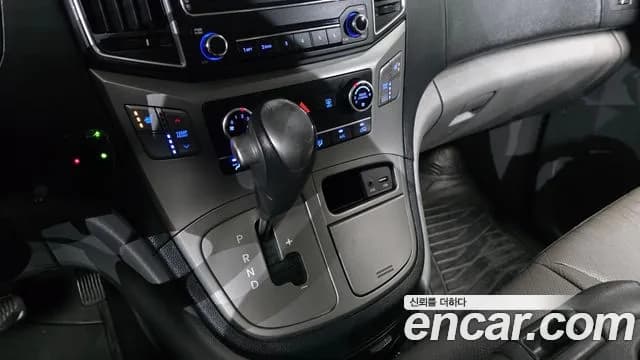 2017 Hyundai Grand Starex Guard car of children Sold VIN KMJWA37KBHU895215 – photo 11 2017 Hyundai Grand Starex Guard car of children Sold VIN KMJWA37KBHU895215 – photo 11