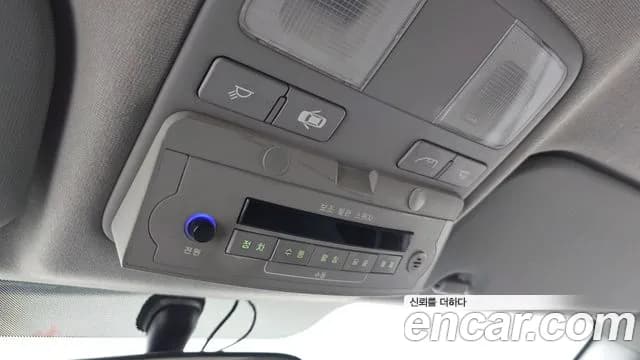 2017 Hyundai Grand Starex Guard car of children Sold VIN KMJWA37KBHU900552 – odometer reading 2017 Hyundai Grand Starex Guard car of children Sold VIN KMJWA37KBHU900552 – odometer reading