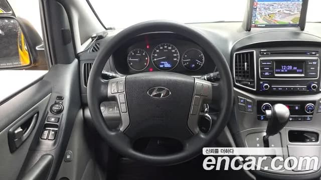 2017 Hyundai Grand Starex Guard car of children Sold VIN KMJWA37KBHU900552 – photo 11 2017 Hyundai Grand Starex Guard car of children Sold VIN KMJWA37KBHU900552 – photo 11