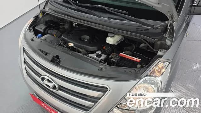 2017 Hyundai Grand Starex 11-Seater Wagon Sold VIN KMJWA37KBHU917417 – photo 13 2017 Hyundai Grand Starex 11-Seater Wagon Sold VIN KMJWA37KBHU917417 – photo 13