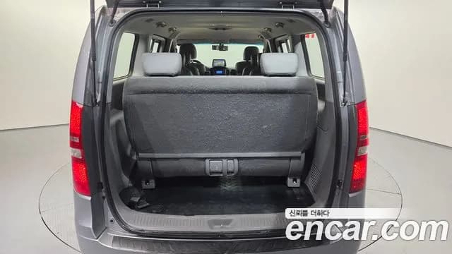 2017 Hyundai Grand Starex 11-Seater Wagon Sold VIN KMJWA37KBHU917417 – photo 18 2017 Hyundai Grand Starex 11-Seater Wagon Sold VIN KMJWA37KBHU917417 – photo 18