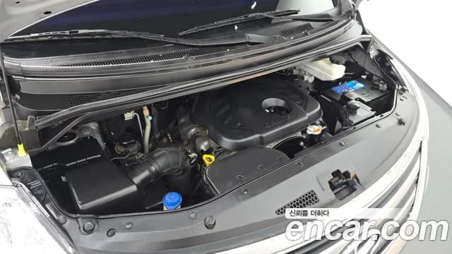 2017 Hyundai Grand Starex 11-Seater Wagon Sold VIN KMJWA37KBHU917770 – engine bay 2017 Hyundai Grand Starex 11-Seater Wagon Sold VIN KMJWA37KBHU917770 – engine bay