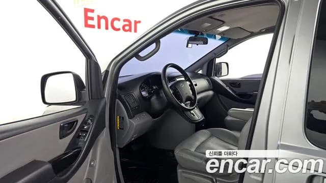 2017 Hyundai Grand Starex 11-Seater Wagon Sold VIN KMJWA37KBHU917770 – photo 11 2017 Hyundai Grand Starex 11-Seater Wagon Sold VIN KMJWA37KBHU917770 – photo 11