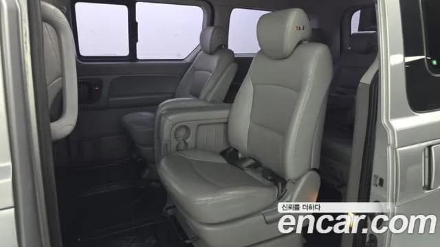 2017 Hyundai Grand Starex 11-Seater Wagon Sold VIN KMJWA37KBHU917770 – photo 17 2017 Hyundai Grand Starex 11-Seater Wagon Sold VIN KMJWA37KBHU917770 – photo 17