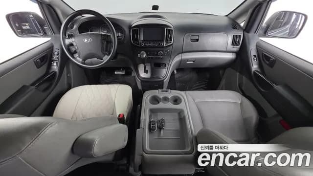 2017 Hyundai Grand Starex 12-Seater Wagon Sold VIN KMJWA37KBHU923455 – photo 34 2017 Hyundai Grand Starex 12-Seater Wagon Sold VIN KMJWA37KBHU923455 – photo 34