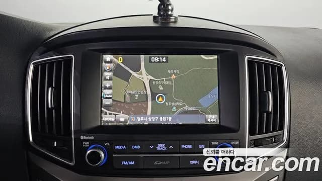 2017 Hyundai Grand Starex 12-Seater Wagon Sold VIN KMJWA37KBHU923949 – photo 11 2017 Hyundai Grand Starex 12-Seater Wagon Sold VIN KMJWA37KBHU923949 – photo 11
