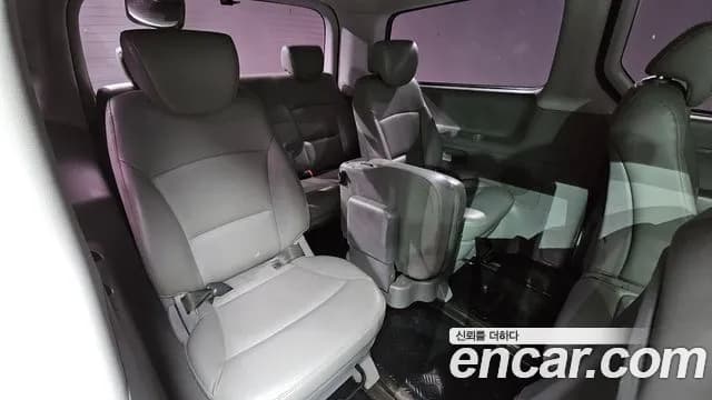 2017 Hyundai Grand Starex 12-Seater Wagon Sold VIN KMJWA37KBHU924097 – front exterior 2017 Hyundai Grand Starex 12-Seater Wagon Sold VIN KMJWA37KBHU924097 – front exterior