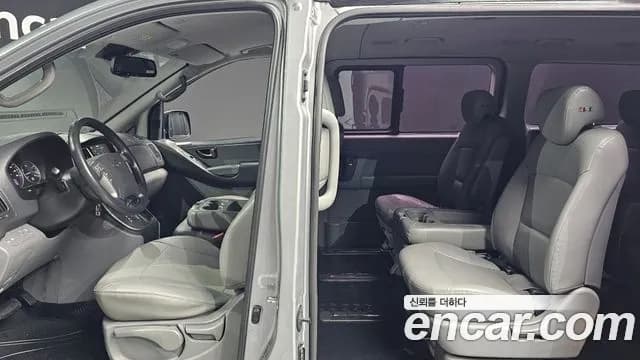 2017 Hyundai Grand Starex 12-Seater Wagon Sold VIN KMJWA37KBHU924097 – odometer reading 2017 Hyundai Grand Starex 12-Seater Wagon Sold VIN KMJWA37KBHU924097 – odometer reading