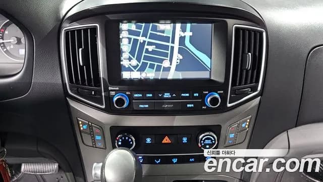 2017 Hyundai Grand Starex 12-Seater Wagon Sold VIN KMJWA37KBHU924097 – photo 11 2017 Hyundai Grand Starex 12-Seater Wagon Sold VIN KMJWA37KBHU924097 – photo 11