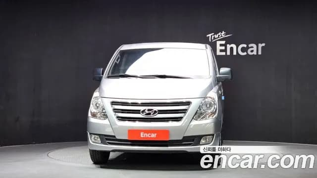 2017 Hyundai Grand Starex 12-Seater Wagon Sold VIN KMJWA37KBHU924668 – exterior detail 2017 Hyundai Grand Starex 12-Seater Wagon Sold VIN KMJWA37KBHU924668 – exterior detail