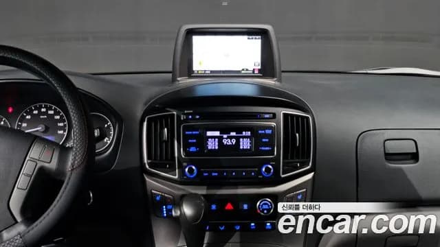 2017 Hyundai Grand Starex 12-Seater Wagon Sold VIN KMJWA37KBHU924668 – photo 15 2017 Hyundai Grand Starex 12-Seater Wagon Sold VIN KMJWA37KBHU924668 – photo 15
