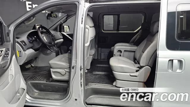 2017 Hyundai Grand Starex 12-Seater Wagon Sold VIN KMJWA37KBHU924668 – photo 26 2017 Hyundai Grand Starex 12-Seater Wagon Sold VIN KMJWA37KBHU924668 – photo 26