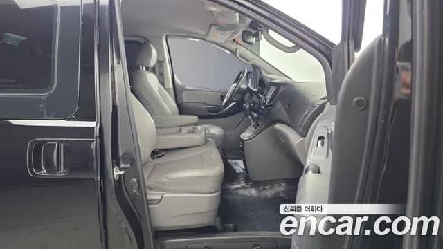 2018 Hyundai Grand Starex 12-Seater Wagon Sold VIN KMJWA37KBJU927988 – photo 30 2018 Hyundai Grand Starex 12-Seater Wagon Sold VIN KMJWA37KBJU927988 – photo 30