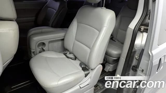2018 Hyundai Grand Starex 12-Seater Wagon Sold VIN KMJWA37KBJU931468 – photo 28 2018 Hyundai Grand Starex 12-Seater Wagon Sold VIN KMJWA37KBJU931468 – photo 28