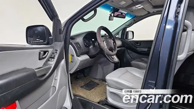 2018 Hyundai Grand Starex 11-Seater Wagon Sold VIN KMJWA37KBJU938675 – photo 17 2018 Hyundai Grand Starex 11-Seater Wagon Sold VIN KMJWA37KBJU938675 – photo 17
