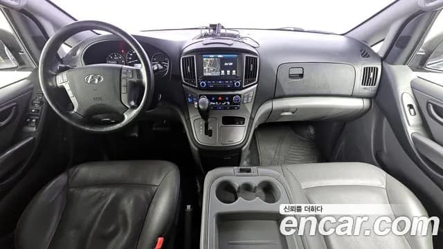 2018 Hyundai Grand Starex 12-Seater Wagon Sold VIN KMJWA37KBJU944977 – front exterior 2018 Hyundai Grand Starex 12-Seater Wagon Sold VIN KMJWA37KBJU944977 – front exterior