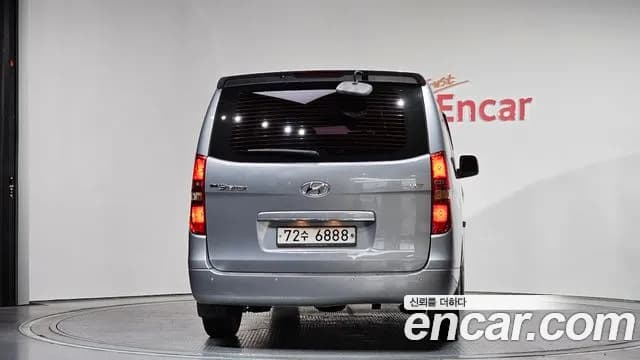 2018 Hyundai Grand Starex 12-Seater Wagon Sold VIN KMJWA37KBJU952297 – interior seats 2018 Hyundai Grand Starex 12-Seater Wagon Sold VIN KMJWA37KBJU952297 – interior seats