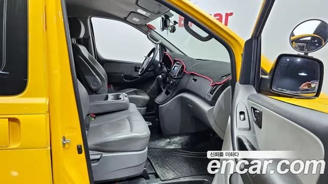 2018 Hyundai Grand Starex Guard car of children Sold VIN KMJWA37KBJU969368 – engine bay 2018 Hyundai Grand Starex Guard car of children Sold VIN KMJWA37KBJU969368 – engine bay