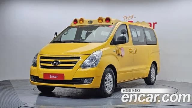 2018 Hyundai Grand Starex Guard car of children Sold VIN KMJWA37KBJU969368 – trunk area 2018 Hyundai Grand Starex Guard car of children Sold VIN KMJWA37KBJU969368 – trunk area