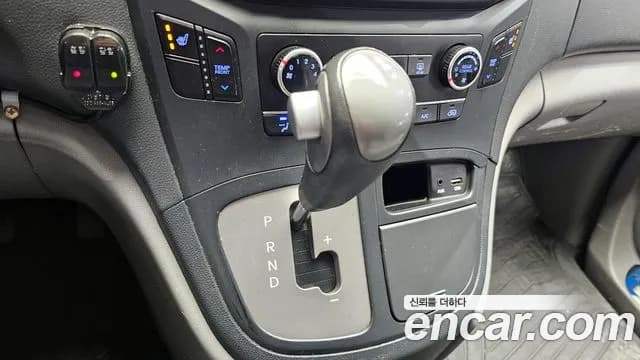 2018 Hyundai Grand Starex Guard car of children Sold VIN KMJWA37KBJU969368 – photo 16 2018 Hyundai Grand Starex Guard car of children Sold VIN KMJWA37KBJU969368 – photo 16