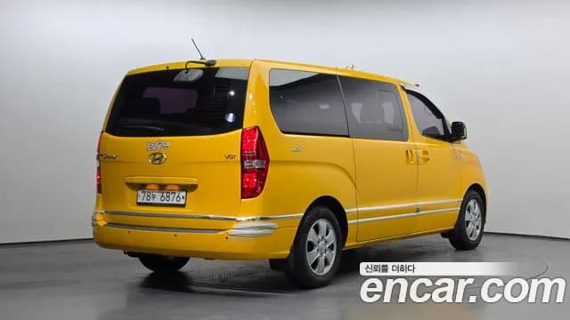 2018 Hyundai The New Grand Starex Wagon 12-Seater Sold VIN KMJWA37KBJU974477 – photo 12 2018 Hyundai The New Grand Starex Wagon 12-Seater Sold VIN KMJWA37KBJU974477 – photo 12