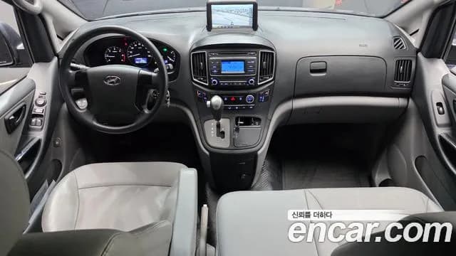 2018 Hyundai The New Grand Starex Wagon 12-Seater Sold VIN KMJWA37KBJU983225 – front exterior 2018 Hyundai The New Grand Starex Wagon 12-Seater Sold VIN KMJWA37KBJU983225 – front exterior