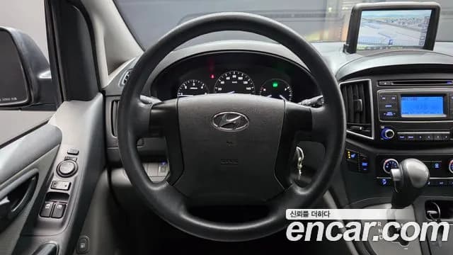2018 Hyundai The New Grand Starex Wagon 12-Seater Sold VIN KMJWA37KBJU983225 – exterior detail 2018 Hyundai The New Grand Starex Wagon 12-Seater Sold VIN KMJWA37KBJU983225 – exterior detail