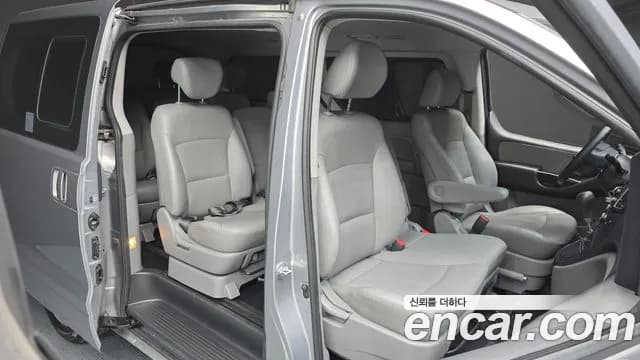 2018 Hyundai The New Grand Starex Wagon 12-Seater Sold VIN KMJWA37KBJU983225 – photo 19 2018 Hyundai The New Grand Starex Wagon 12-Seater Sold VIN KMJWA37KBJU983225 – photo 19