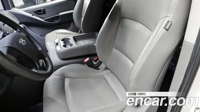 2018 Hyundai The New Grand Starex Wagon 12-Seater Sold VIN KMJWA37KBJU985998 – photo 24 2018 Hyundai The New Grand Starex Wagon 12-Seater Sold VIN KMJWA37KBJU985998 – photo 24