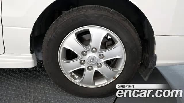 2018 Hyundai The New Grand Starex Wagon 12-Seater Sold VIN KMJWA37KBJU988237 – engine bay 2018 Hyundai The New Grand Starex Wagon 12-Seater Sold VIN KMJWA37KBJU988237 – engine bay