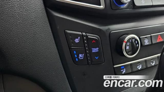 2019 Hyundai The New Grand Starex Wagon 11-Seater Sold VIN KMJWA37KBKU001403 – photo 24 2019 Hyundai The New Grand Starex Wagon 11-Seater Sold VIN KMJWA37KBKU001403 – photo 24