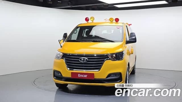 2019 Hyundai The New Grand Starex School Bus Sold VIN KMJWA37KBKU005435 – dashboard 2019 Hyundai The New Grand Starex School Bus Sold VIN KMJWA37KBKU005435 – dashboard