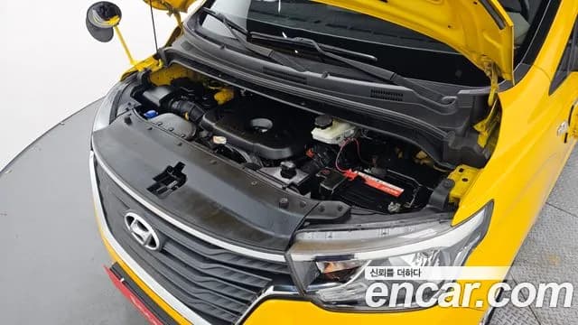 2019 Hyundai The New Grand Starex School Bus Sold VIN KMJWA37KBKU006168 – engine bay 2019 Hyundai The New Grand Starex School Bus Sold VIN KMJWA37KBKU006168 – engine bay