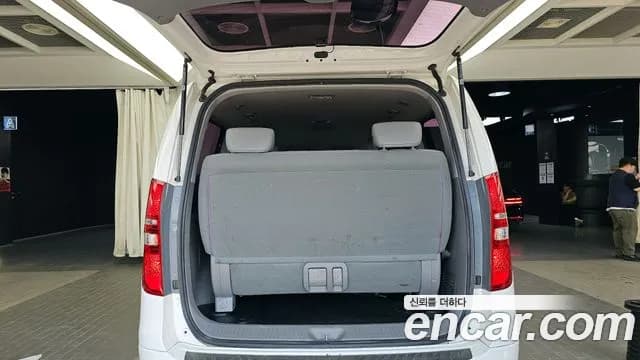 2019 Hyundai The New Grand Starex Wagon 12-Seater Sold VIN KMJWA37KBKU016260 – front exterior 2019 Hyundai The New Grand Starex Wagon 12-Seater Sold VIN KMJWA37KBKU016260 – front exterior