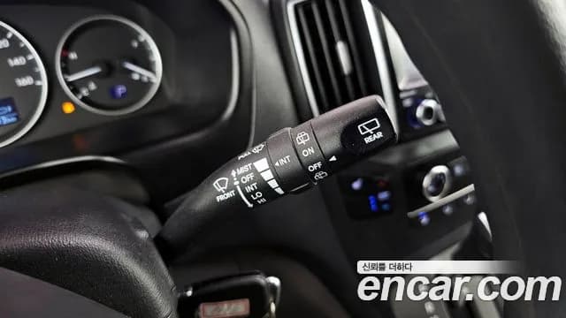 2019 Hyundai The New Grand Starex Wagon 12-Seater Sold VIN KMJWA37KBKU016260 – photo 14 2019 Hyundai The New Grand Starex Wagon 12-Seater Sold VIN KMJWA37KBKU016260 – photo 14