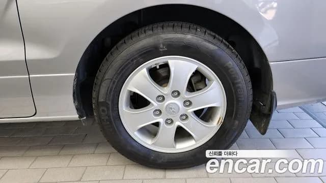 2019 Hyundai The New Grand Starex Wagon 12-Seater Sold VIN KMJWA37KBKU026633 – exterior detail 2019 Hyundai The New Grand Starex Wagon 12-Seater Sold VIN KMJWA37KBKU026633 – exterior detail