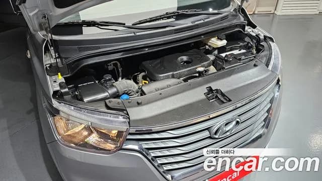 2019 Hyundai The New Grand Starex Wagon 11-Seater Sold VIN KMJWA37KBKU046664 – rear exterior 2019 Hyundai The New Grand Starex Wagon 11-Seater Sold VIN KMJWA37KBKU046664 – rear exterior