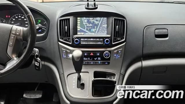2019 Hyundai The New Grand Starex Wagon 11-Seater Sold VIN KMJWA37KBKU046664 – engine bay 2019 Hyundai The New Grand Starex Wagon 11-Seater Sold VIN KMJWA37KBKU046664 – engine bay