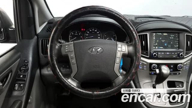 2019 Hyundai The New Grand Starex Wagon 12-Seater Sold VIN KMJWA37KBKU055895 – exterior detail 2019 Hyundai The New Grand Starex Wagon 12-Seater Sold VIN KMJWA37KBKU055895 – exterior detail