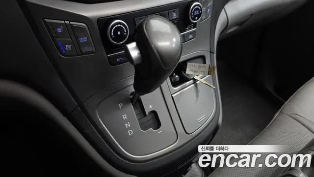 2019 Hyundai The New Grand Starex Wagon 12-Seater Sold VIN KMJWA37KBKU068320 – photo 11 2019 Hyundai The New Grand Starex Wagon 12-Seater Sold VIN KMJWA37KBKU068320 – photo 11