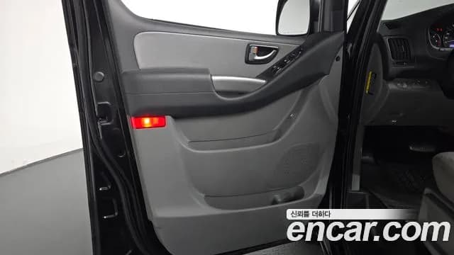2019 Hyundai The New Grand Starex Wagon 12-Seater Sold VIN KMJWA37KBKU068320 – photo 27 2019 Hyundai The New Grand Starex Wagon 12-Seater Sold VIN KMJWA37KBKU068320 – photo 27