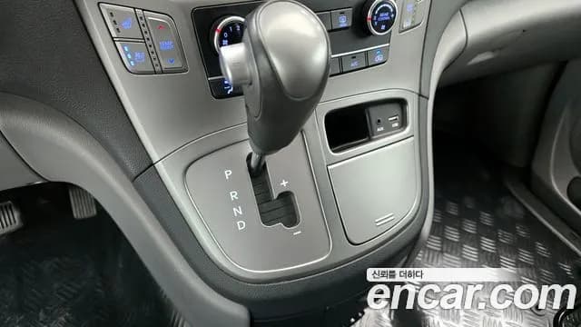 2019 Hyundai The New Grand Starex Wagon 11-Seater Sold VIN KMJWA37KBKU075023 – photo 28 2019 Hyundai The New Grand Starex Wagon 11-Seater Sold VIN KMJWA37KBKU075023 – photo 28