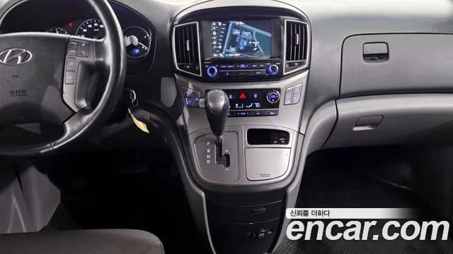2019 Hyundai The New Grand Starex Wagon 12-Seater Sold VIN KMJWA37KBKU079137 – trunk area 2019 Hyundai The New Grand Starex Wagon 12-Seater Sold VIN KMJWA37KBKU079137 – trunk area