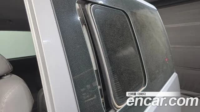 2019 Hyundai The New Grand Starex Wagon 12-Seater Sold VIN KMJWA37KBKU082998 – photo 11 2019 Hyundai The New Grand Starex Wagon 12-Seater Sold VIN KMJWA37KBKU082998 – photo 11