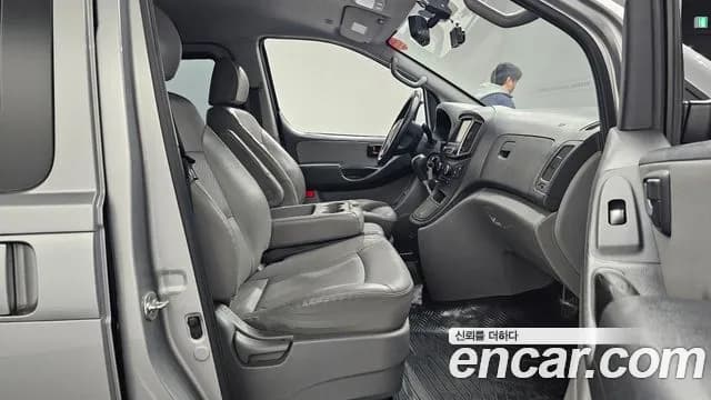 2019 Hyundai The New Grand Starex Wagon 12-Seater Sold VIN KMJWA37KBKU083515 – engine bay 2019 Hyundai The New Grand Starex Wagon 12-Seater Sold VIN KMJWA37KBKU083515 – engine bay